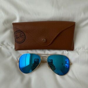 Ray-Ban Gold Aviator Sunglasses with Blue Lenses